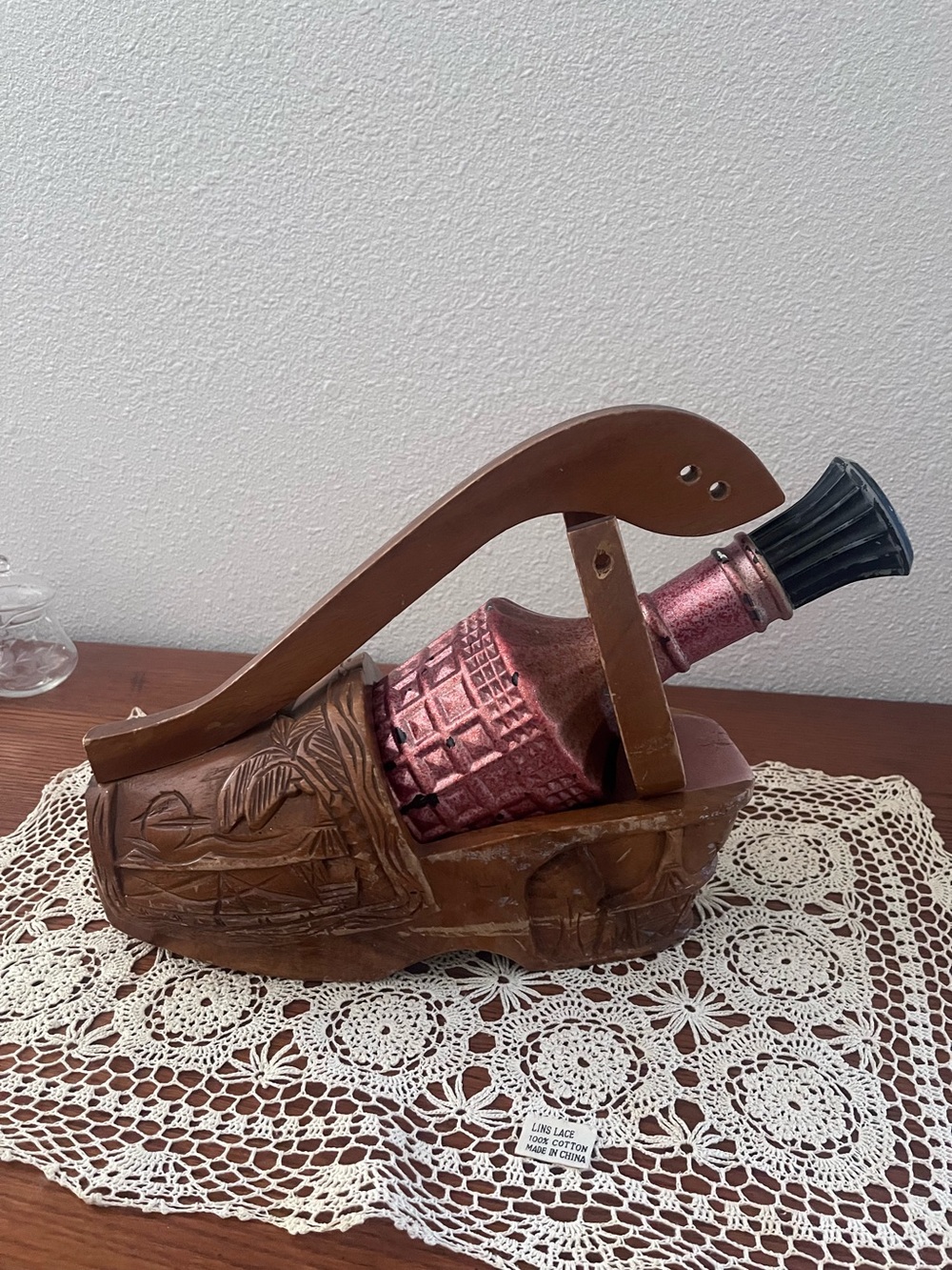 Vintage Wooden Shoe
Wine Bottle Holder